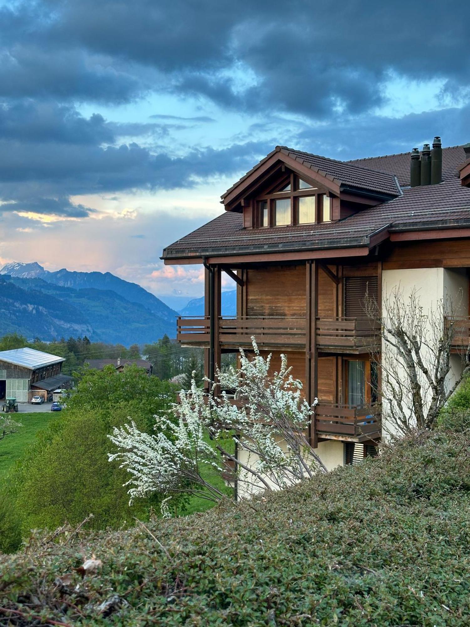 Hotel Aeschipark Aeschi Bei Spiez Exterior foto