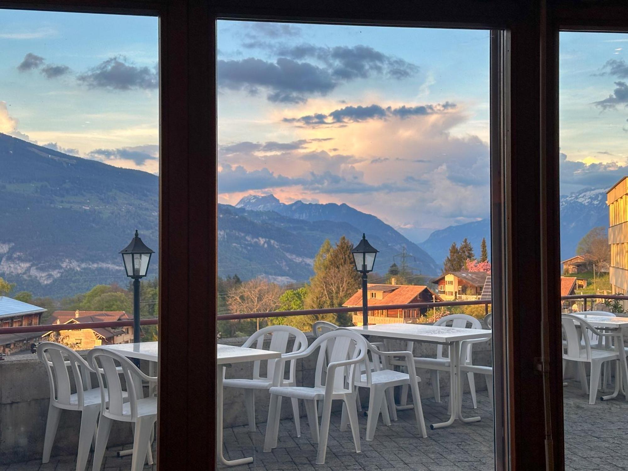 Hotel Aeschipark Aeschi Bei Spiez Exterior foto